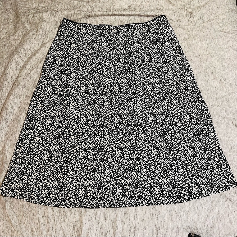 Valerie Stevens Black and White Midi A-line Skirt - Women’s Size 12